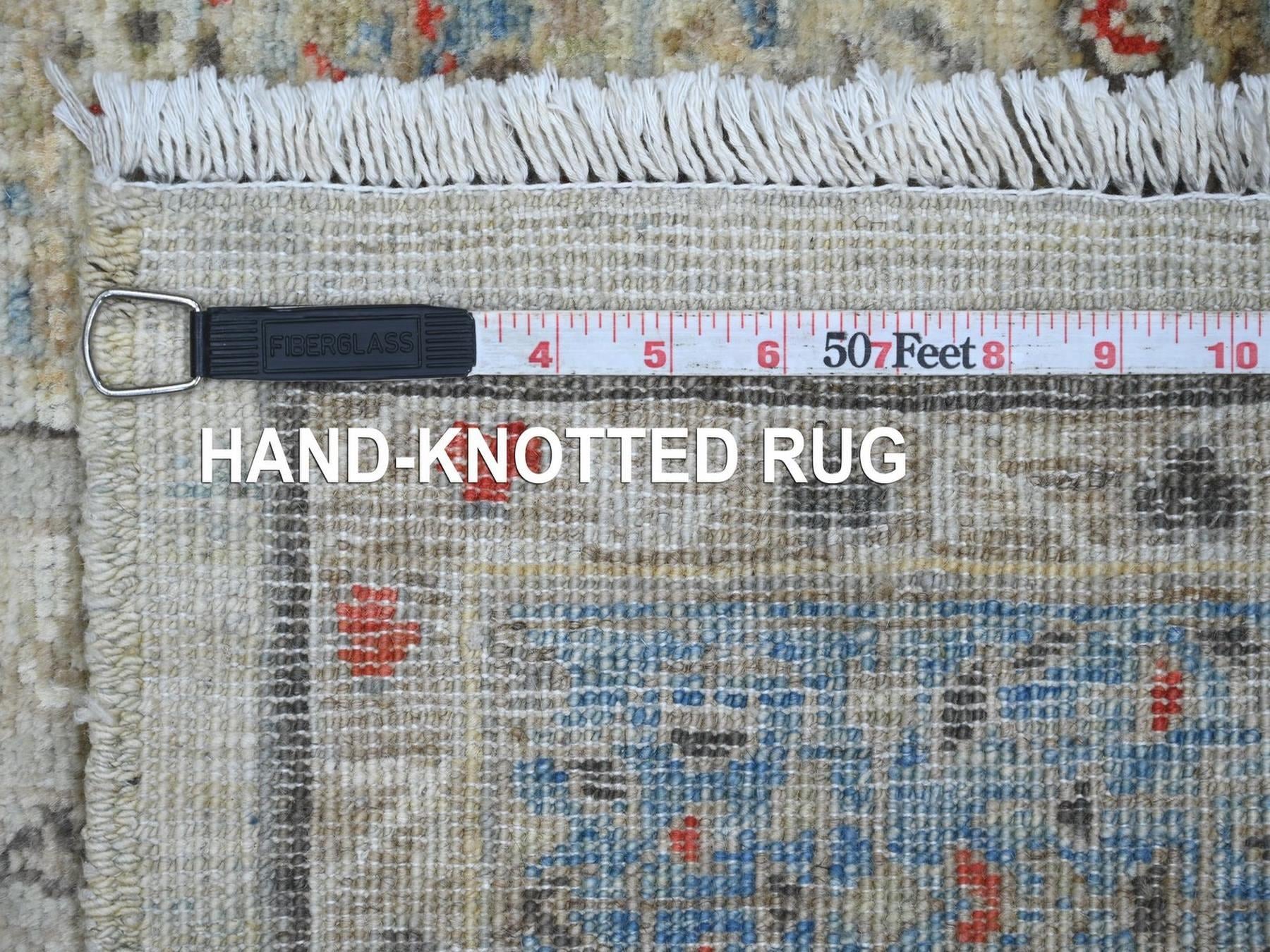 Mamluk Mamluk hand-knotted wool rug in Ivory & Blue, 6'1" x 8'10" — SKU O022769 (view 6)