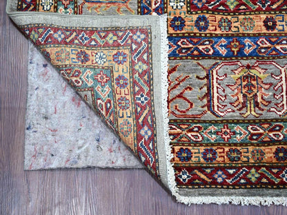 Kazak Kazak hand-knotted wool rug in Gray, 8'1" x 10'3" — SKU O022771 (view 4)