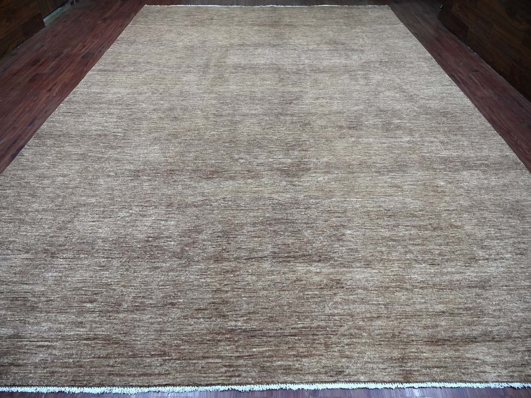 Modern / Contemporary hand-knotted wool rug in Brown, 11'4" x 15'4" — SKU O022808 (view 2)