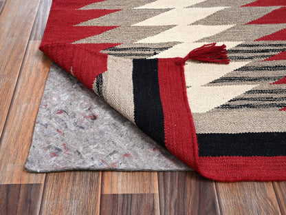 Flat-Weave hand-knotted wool rug in Red, 5'3" x 7'1" — SKU O02282 (view 3)