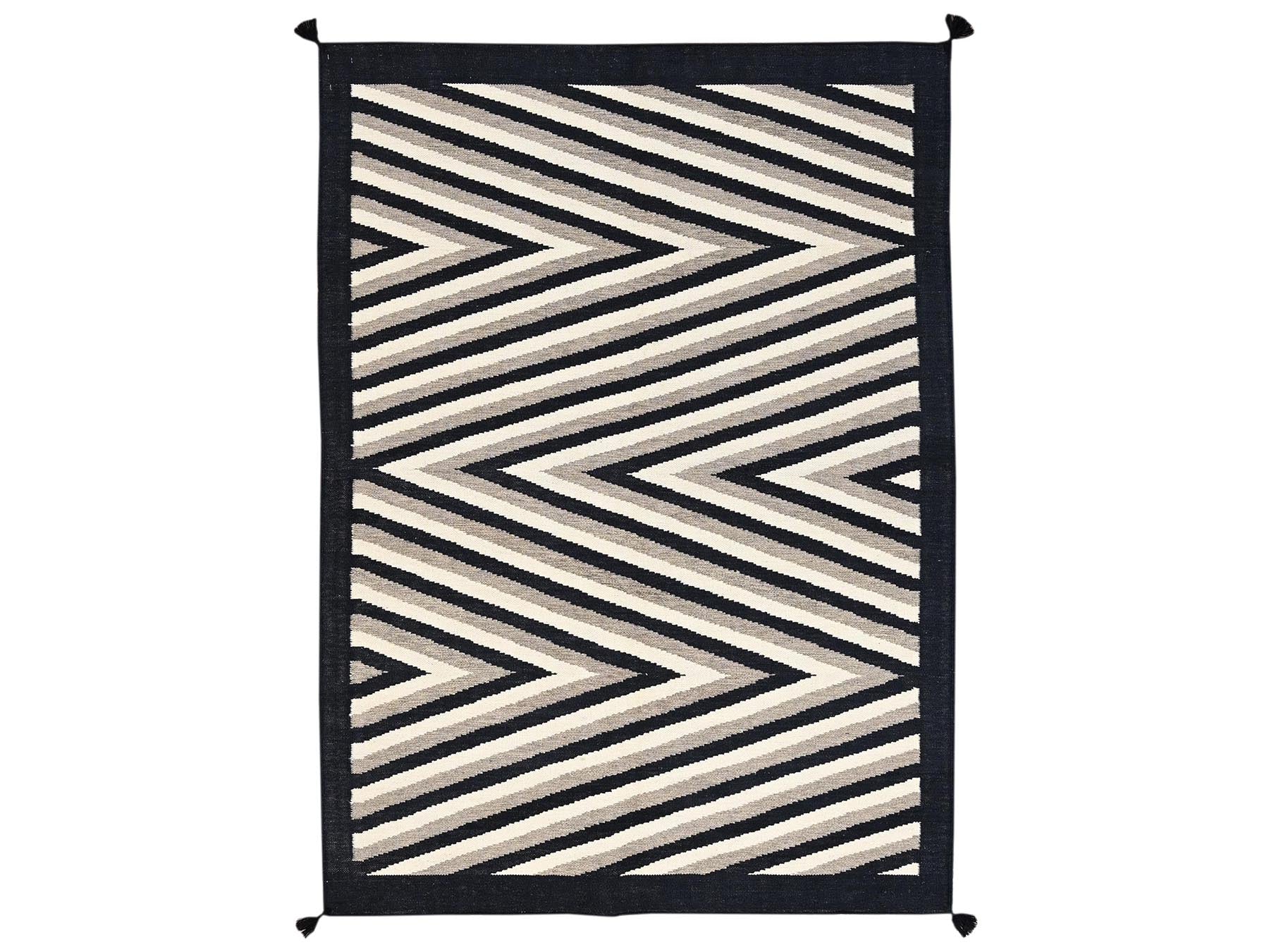 Brown 5'0" x 6'11" Flat Weave Hand woven Wool Rug - Sku: O02284