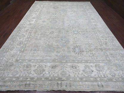 Mahal Oushak hand-knotted wool rug in Gray & Ivory, 9'10" x 13'11" — SKU O022859 (view 2)