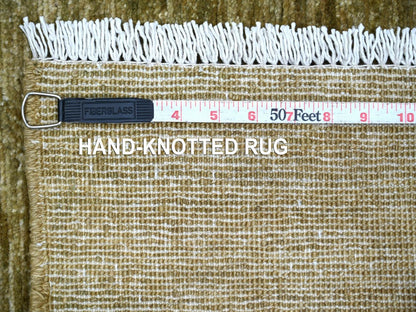 Green 2'5" x 7'6" Modern and Contemporary Hand knotted Wool Rug - Sku: O022876