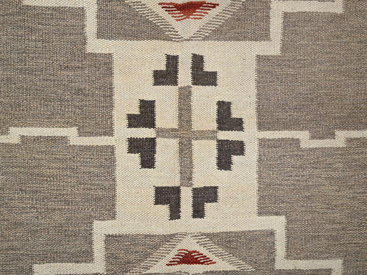 Flat-Weave hand-knotted wool rug in Brown, 5'1" x 6'11" — SKU O02289 (view 4)