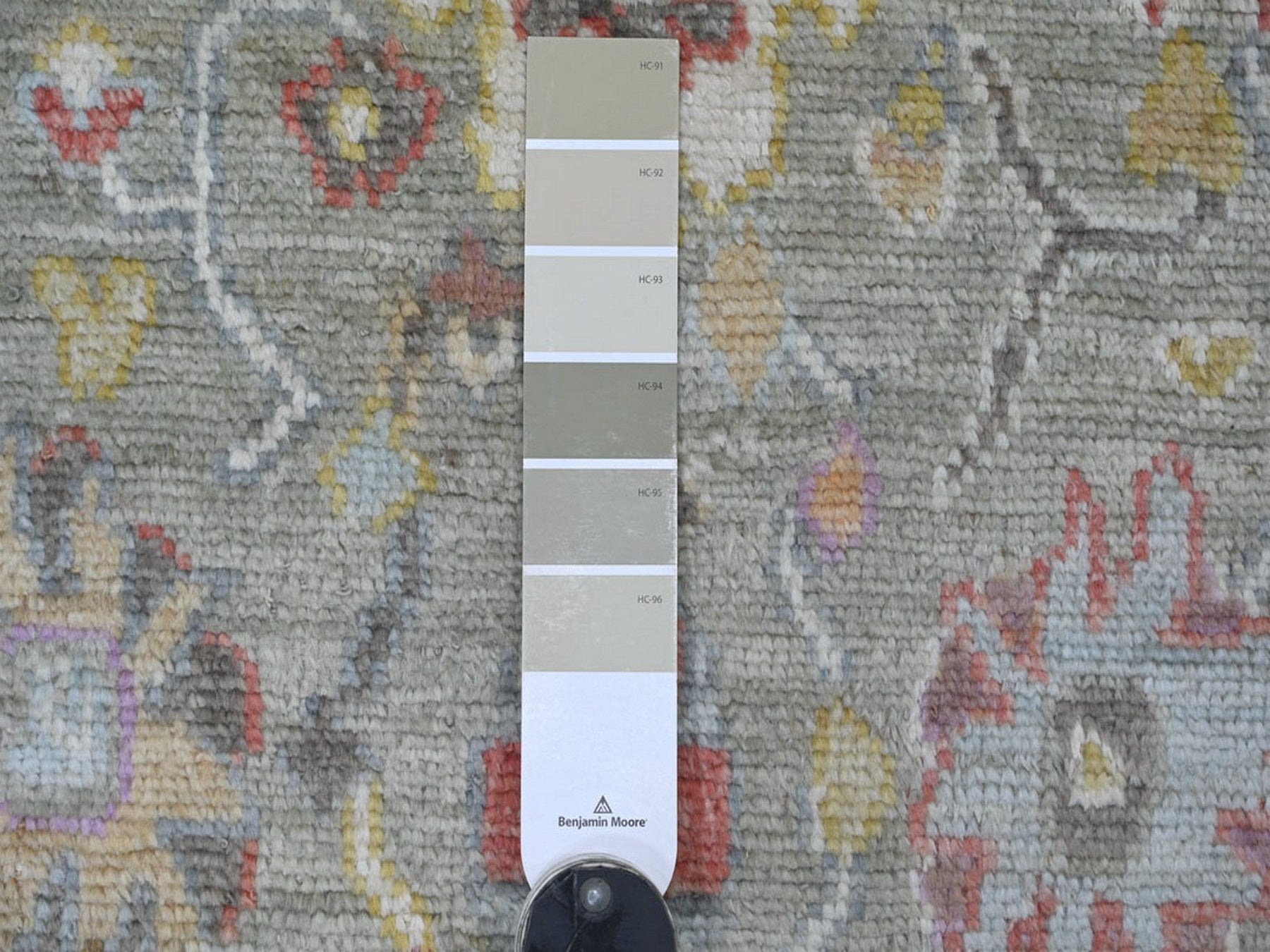 Oushak Oushak hand-knotted wool rug in Gray, 4'1" x 5'11" — SKU O022902 (view 3)
