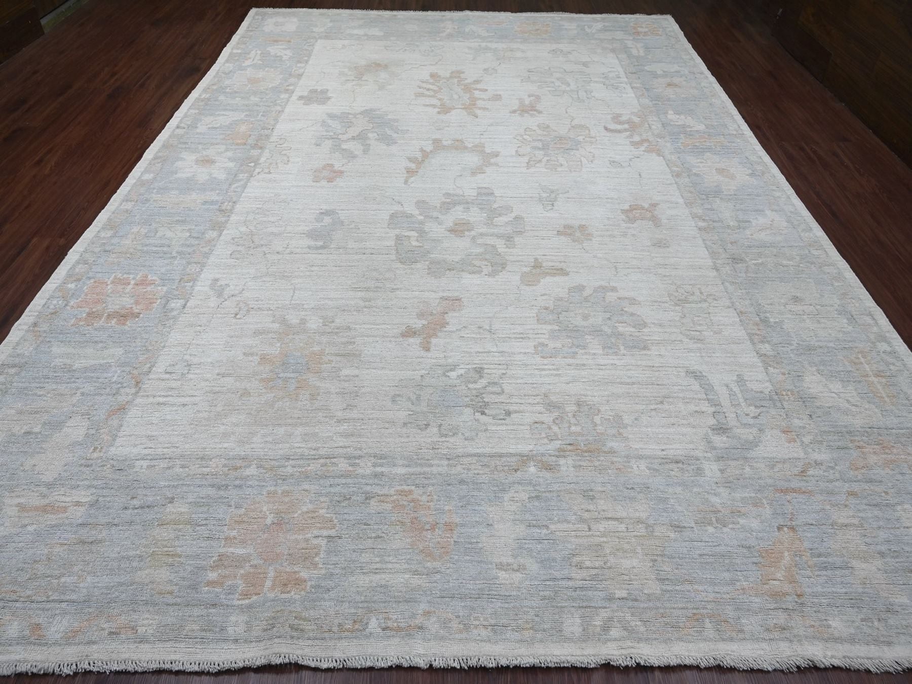 Oushak Oushak hand-knotted wool rug in Ivory & Blue, 10' x 13'9" — SKU O022948 (view 2)