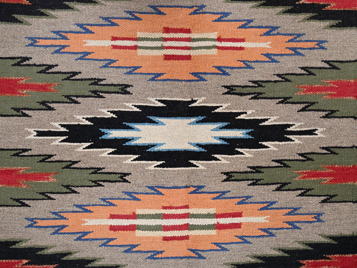 Flat-Weave hand-knotted wool rug in Red, 9' x 12'1" — SKU O02301 (view 4)