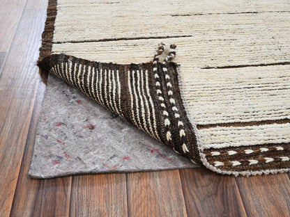 Ivory 4'3" x 5'11" Modern and Contemporary Hand knotted Wool Rug - Sku: O02303