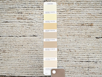 Ivory 4'3" x 5'11" Modern and Contemporary Hand knotted Wool Rug - Sku: O02303