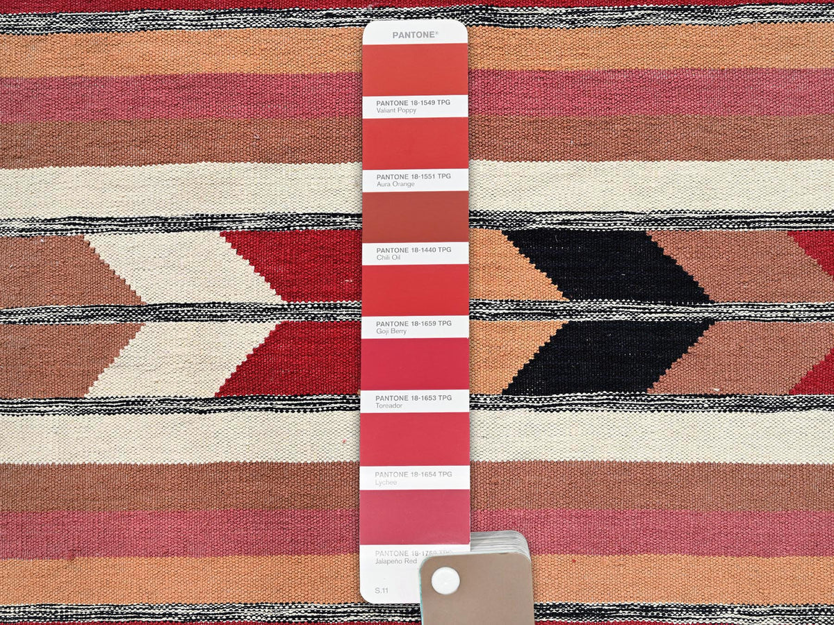 Flat-Weave hand-knotted wool rug in Red, 9'2" x 11'9" — SKU O02311 (view 5)