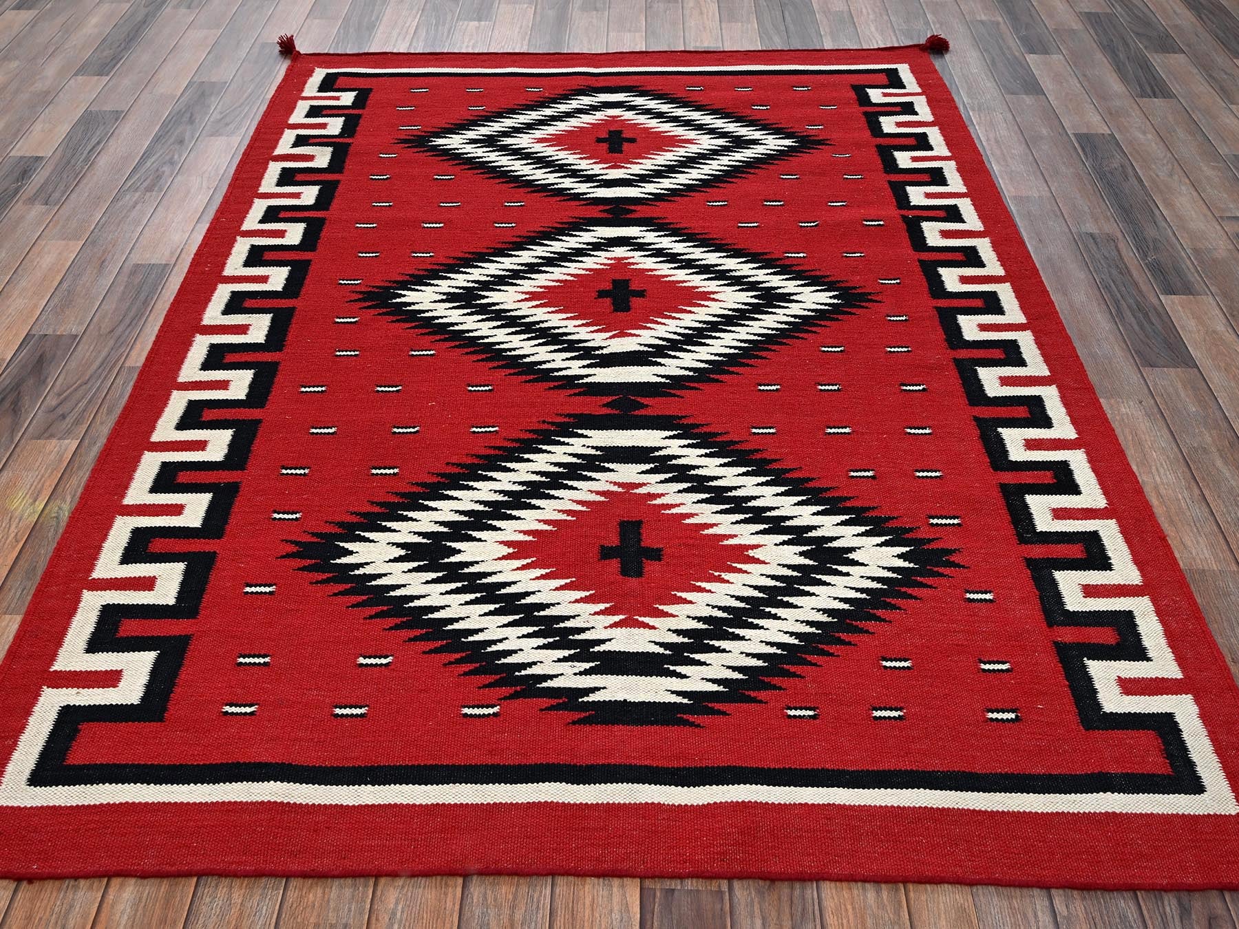 Flat-Weave hand-knotted wool rug in Red, 5'2" x 6'11" — SKU O02325 (view 2)