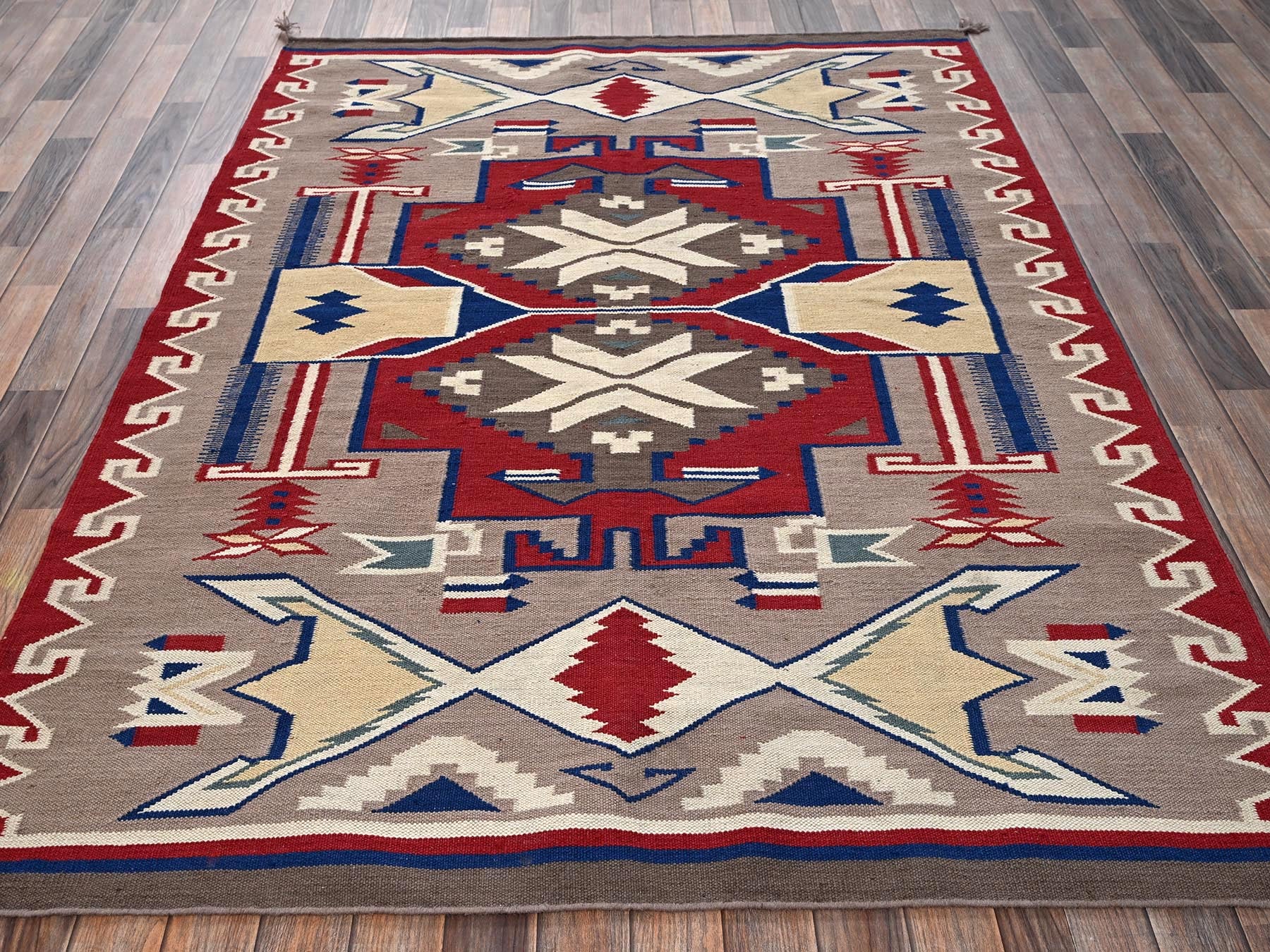 Brown 5'3" x 7'1" Flat Weave Hand woven Wool Rug - Sku: O02327