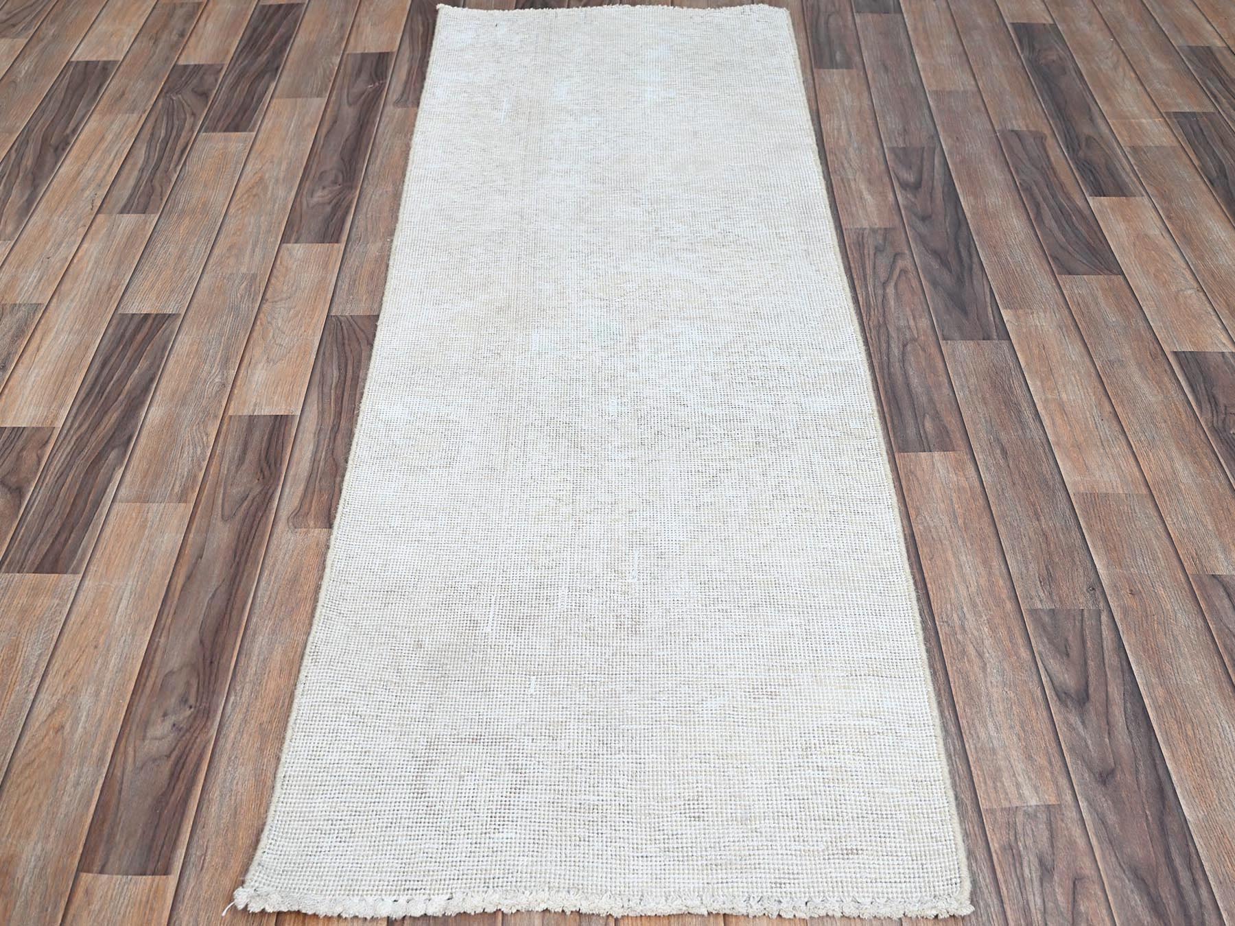 Ivory 2'1" x 5'9" Vintage Hand knotted Wool Rug - Sku: O0232