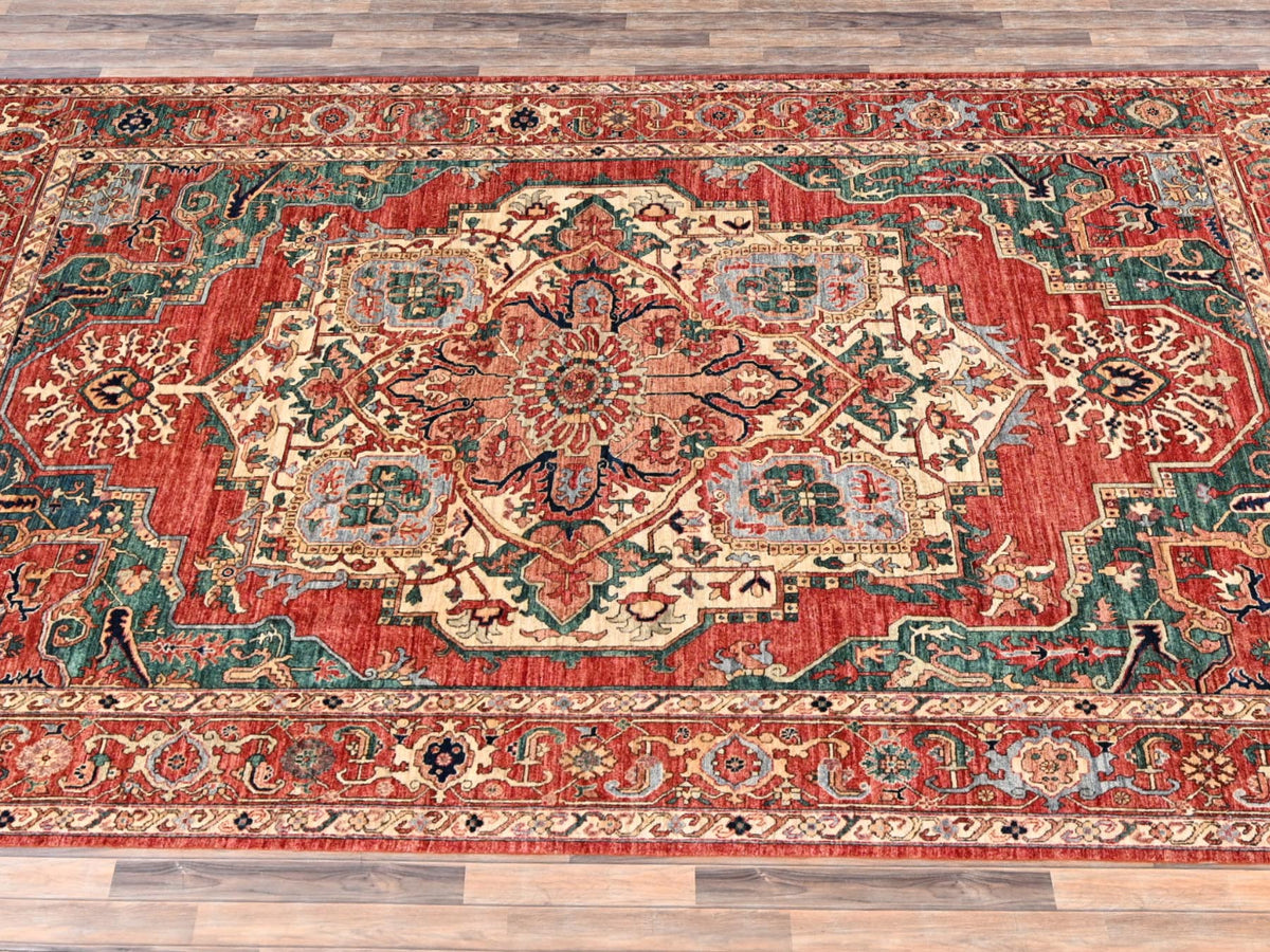 Heriz Heriz hand-knotted wool rug in Red, 8'11" x 11'7" — SKU O02345 (view 4)