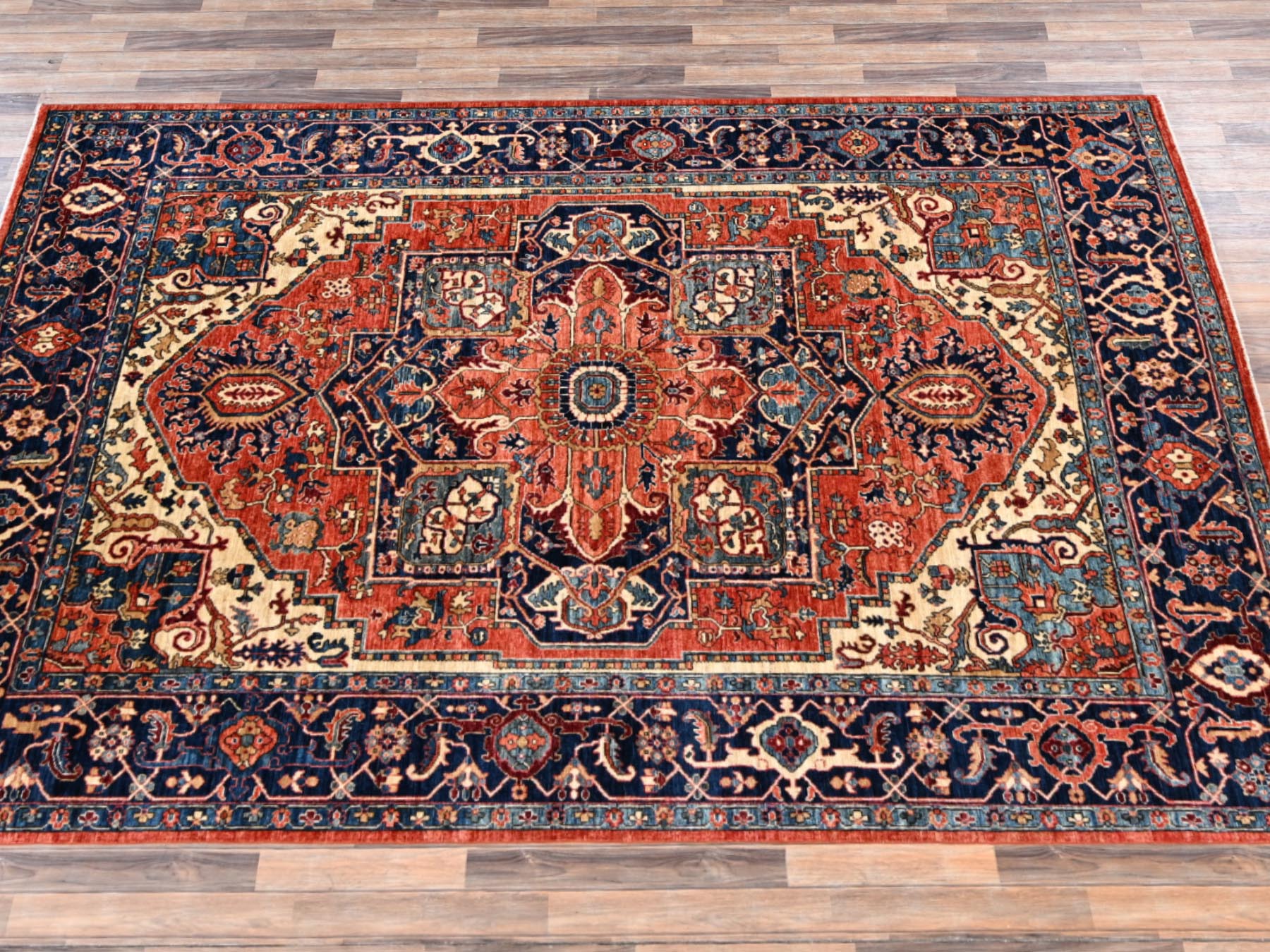 Heriz Heriz hand-knotted wool rug in Orange & Midnight Blue, 7'11" x 9'10" — SKU O02348 (view 4)