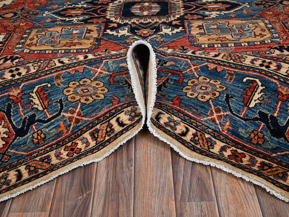 Heriz Heriz hand-knotted wool rug in Ivory & Blue, 8'1" x 9'10" — SKU O02352 (view 6)