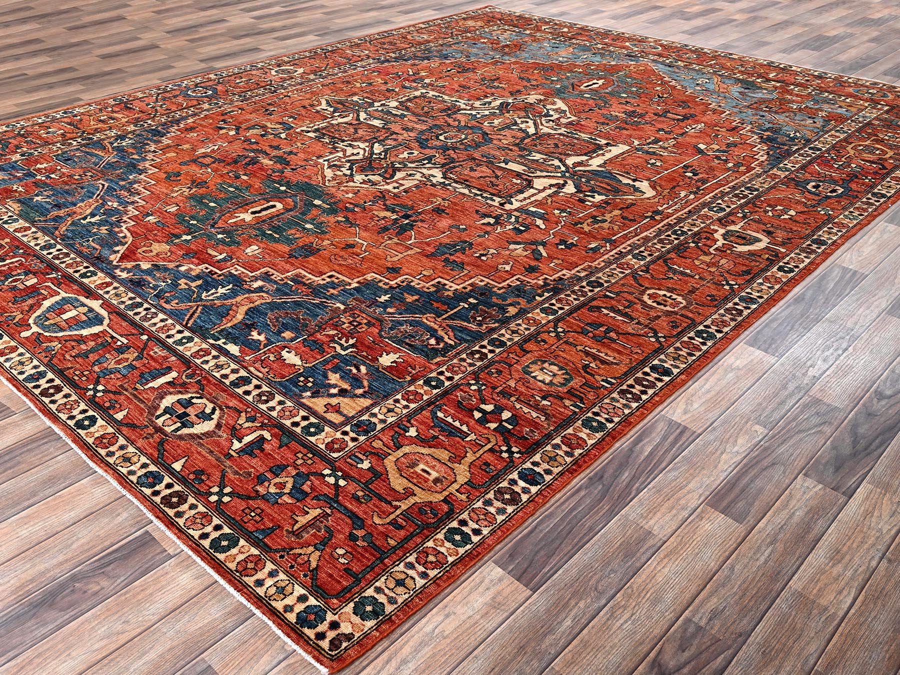 Heriz Heriz hand-knotted wool rug in Orange, 9'4" x 13'1" — SKU O02360 (view 3)