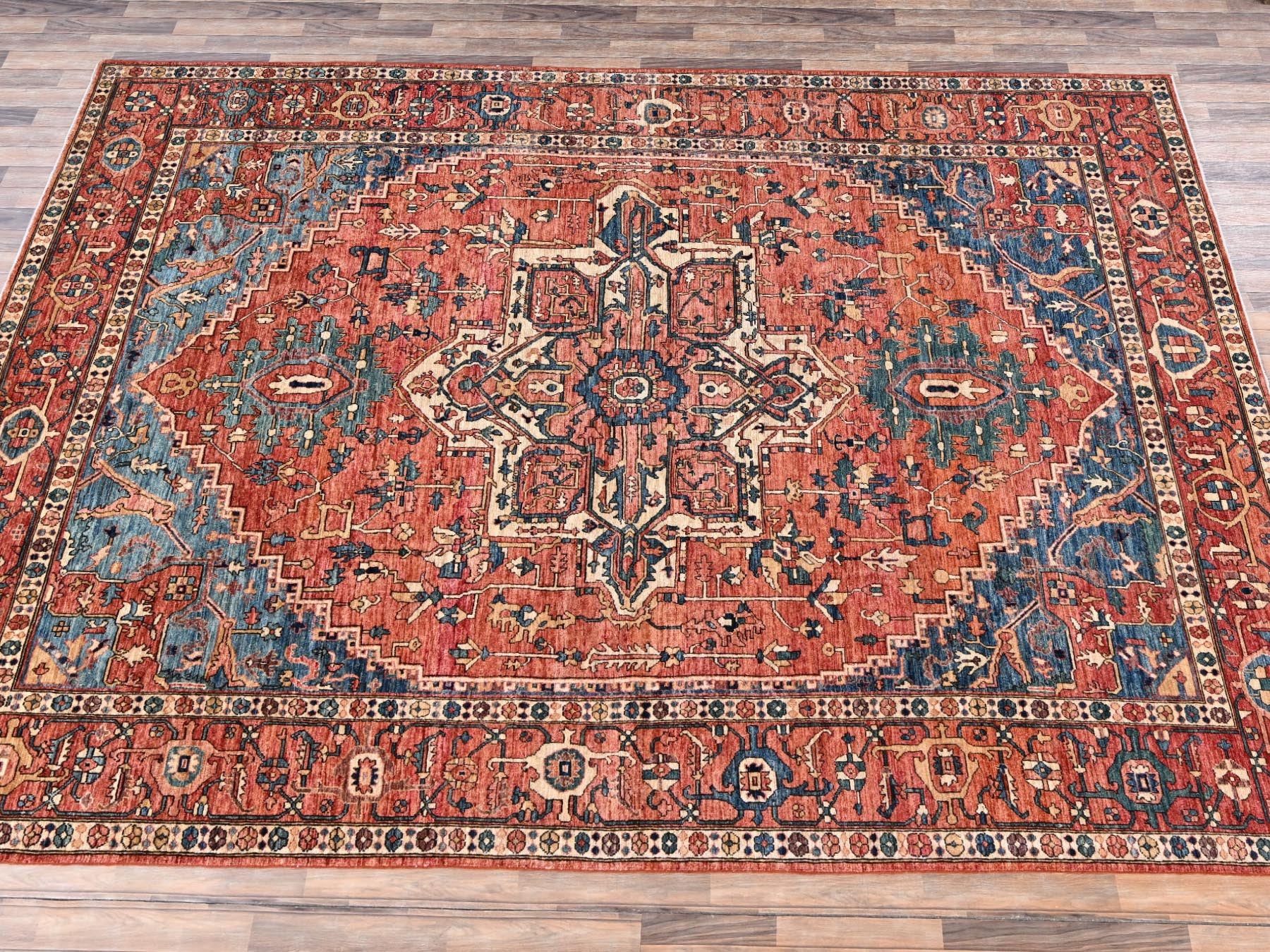 Heriz Heriz hand-knotted wool rug in Orange, 9'4" x 13'1" — SKU O02360 (view 4)