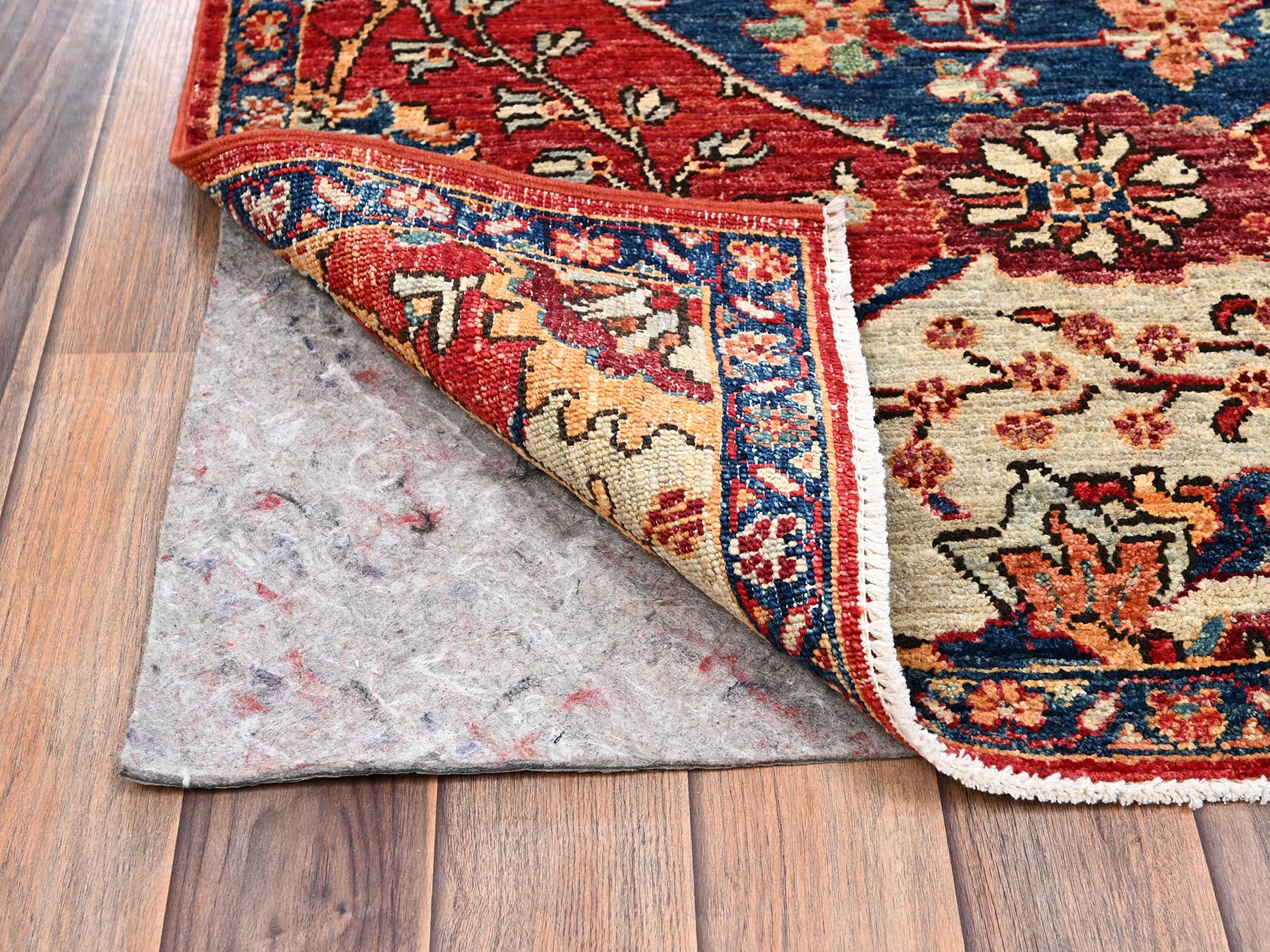 Heriz Tribal & Geometric hand-knotted wool rug in Red & Yale Blue, 3' x 4'11" — SKU O02418 (view 3)