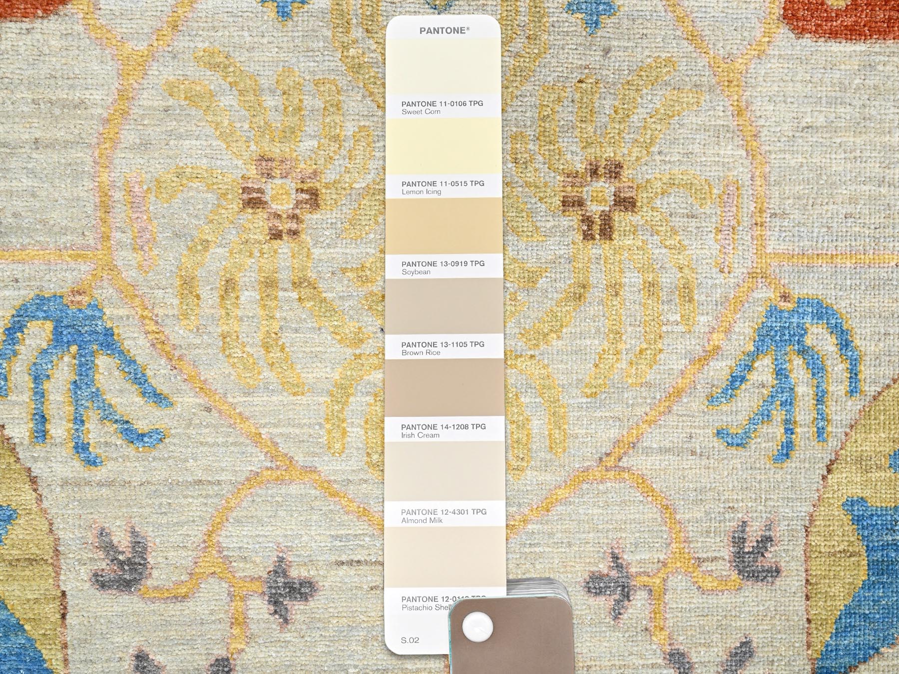 Heriz Tribal & Geometric hand-knotted wool runner in Green, 2'11" x 9'9" — SKU O02427 (view 4)