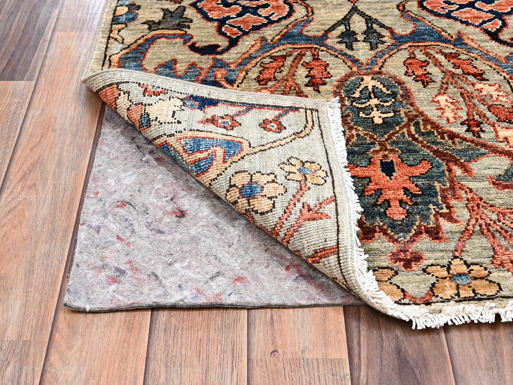 Tribal & Geometric hand-knotted wool runner in Green, 2'6" x 9'9" — SKU O02432 (view 3)