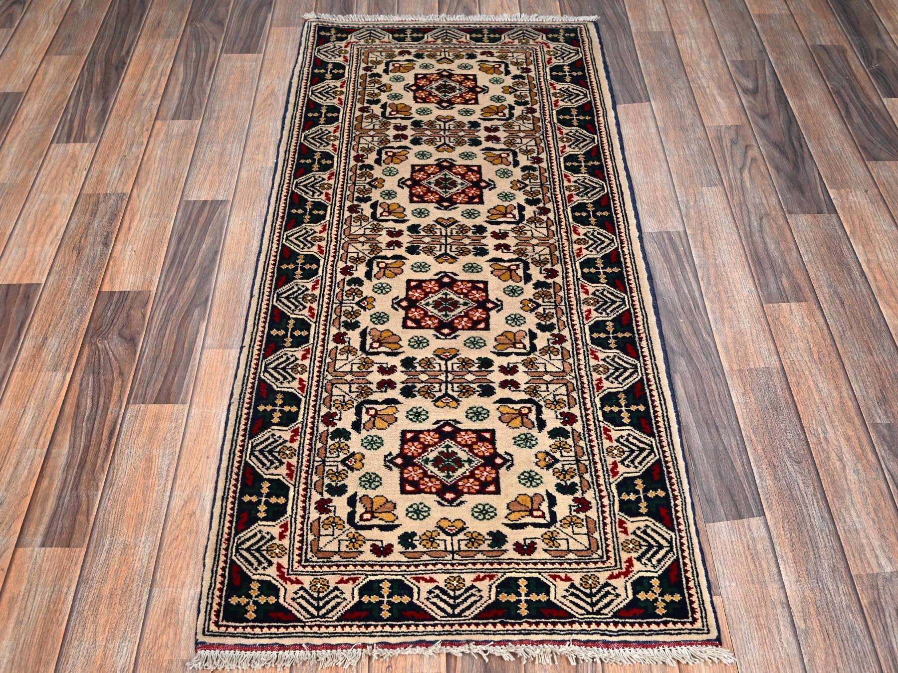 Ivory 2'3" x 4'10" Tribal & Geometric Hand knotted Wool Rug - Sku: O02458