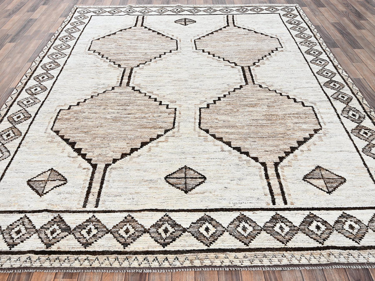 Tribal & Geometric hand-knotted wool rug in Ivory, 8'4" x 10'1" — SKU O02516 (view 2)