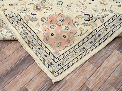Tabriz Vintage hand-knotted wool rug in Ivory, 11'11" x 17'5" — SKU O02528 (view 7)