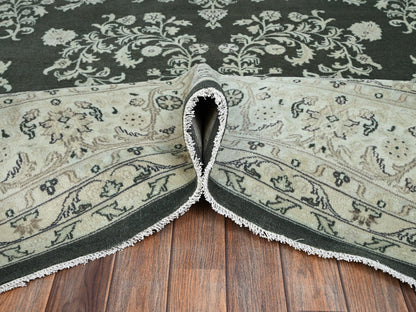 Sarouk Vintage hand-knotted wool rug in Green & Ivory, 9'8" x 14'2" — SKU O02529 (view 6)