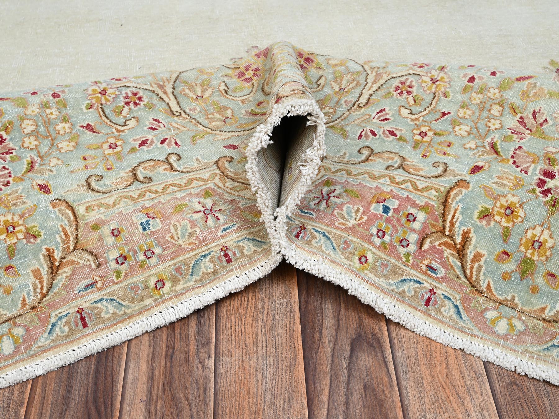 Kerman Vintage hand-knotted wool rug in Ivory & Light Green, 12'3" x 21'1" — SKU O02532 (view 6)