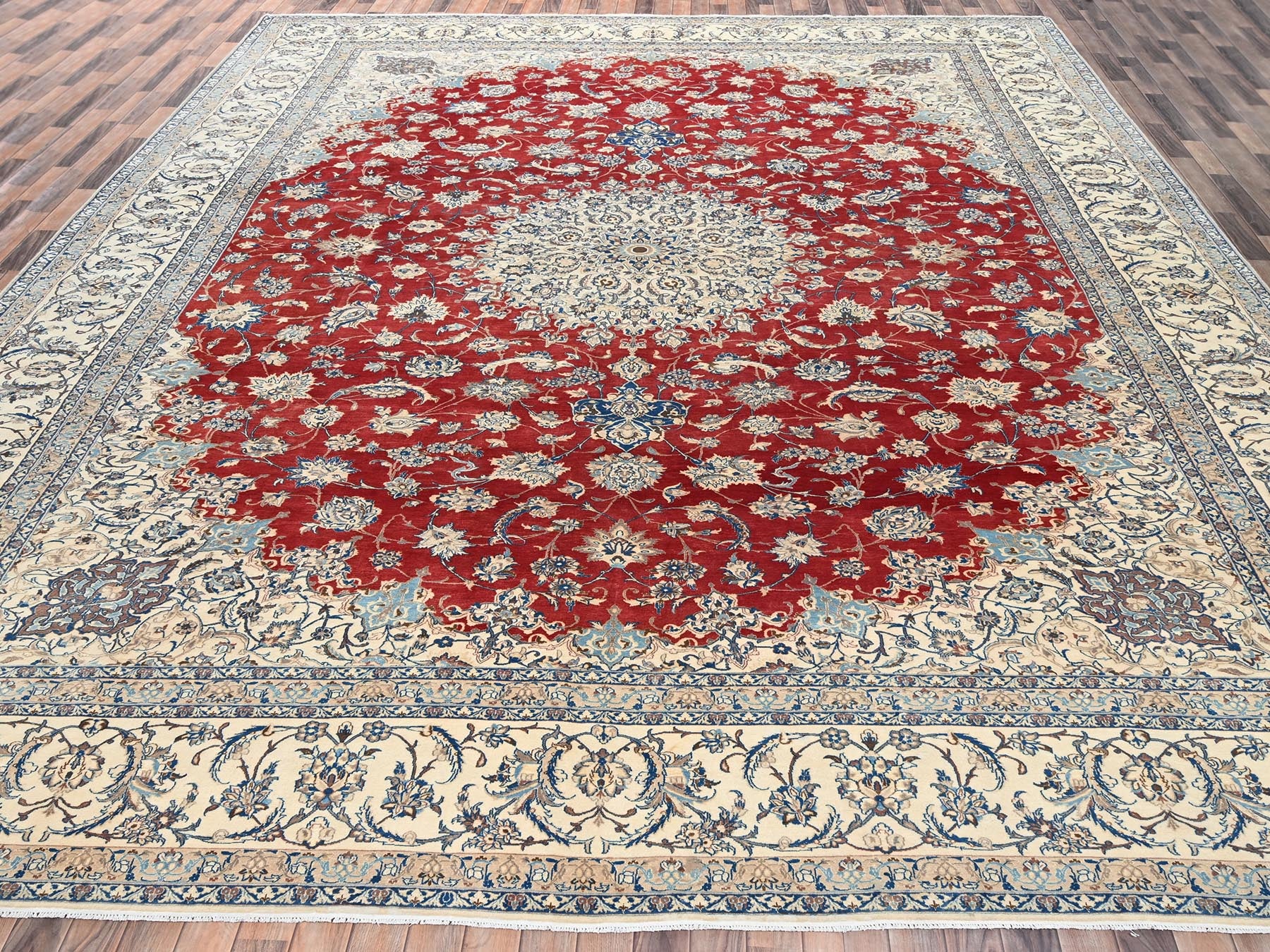 Red 13'5" x 19'4" Vintage Hand knotted Wool/Silk Rug - Sku: O02533