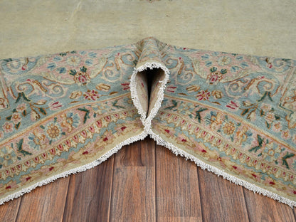 Kerman Vintage hand-knotted wool rug in Ivory & Light Green, 9'3" x 11'9" — SKU O02535 (view 6)