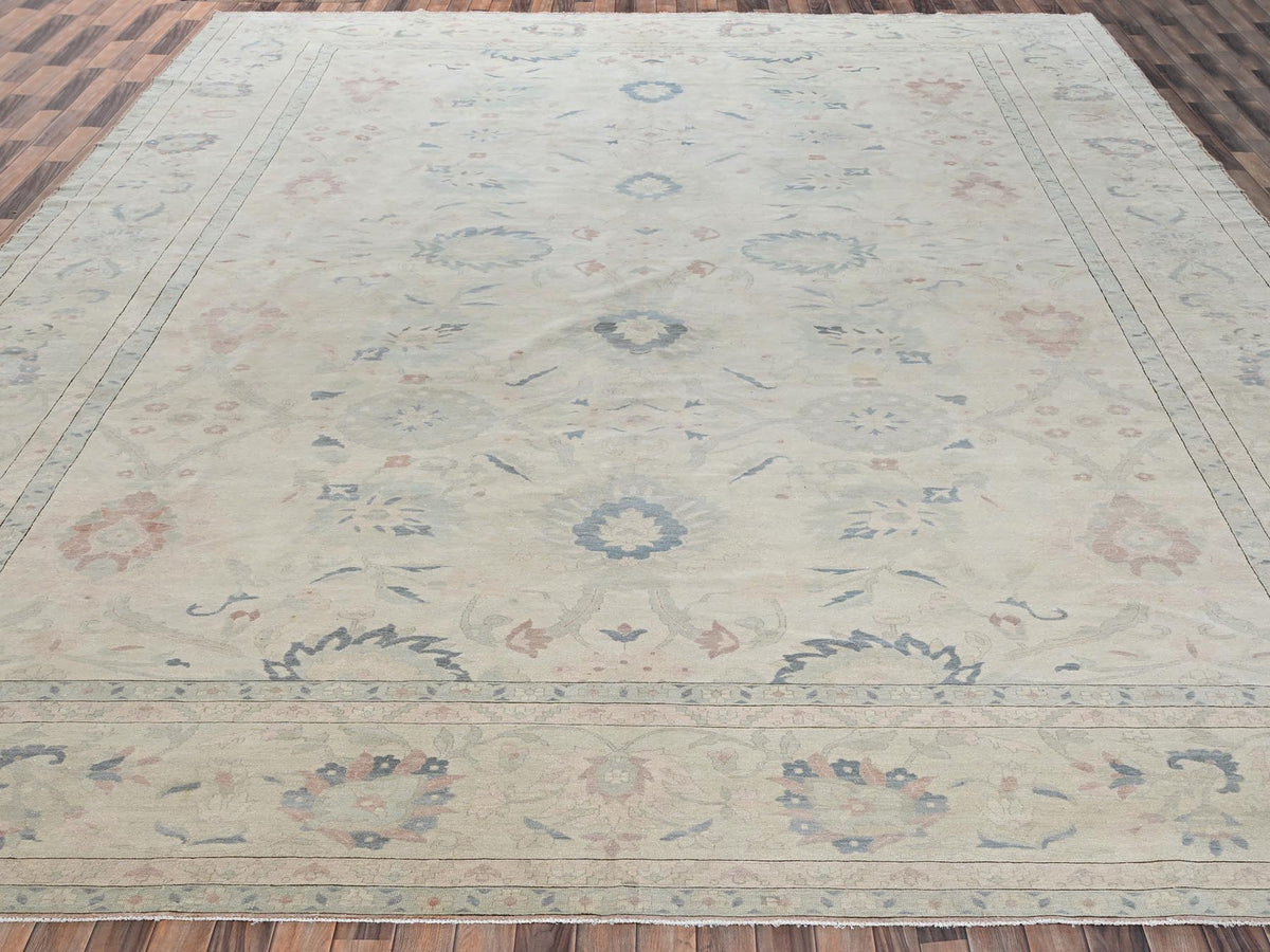 Sultanabad Vintage hand-knotted wool rug in Ivory, 13'5" x 19'3" — SKU O02537 (view 2)