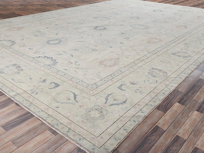 Sultanabad Vintage hand-knotted wool rug in Ivory, 13'5" x 19'3" — SKU O02537 (view 3)
