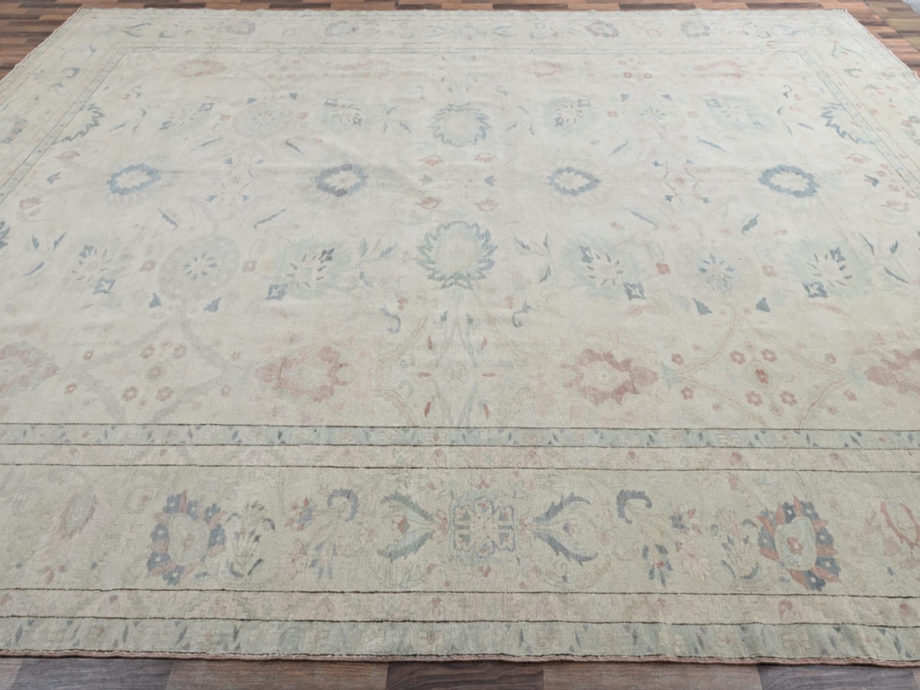Sultanabad Vintage hand-knotted wool rug in Ivory, 13'5" x 19'3" — SKU O02537 (view 4)