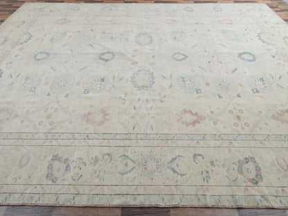 Sultanabad Vintage hand-knotted wool rug in Ivory, 13'5" x 19'3" — SKU O02537 (view 4)