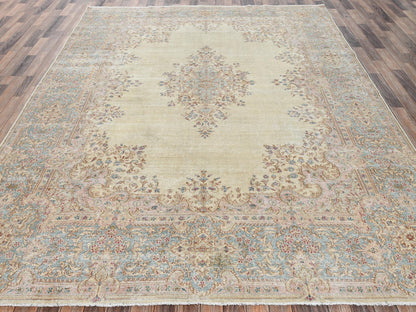 Kerman Vintage hand-knotted wool rug in Ivory & Light Blue, 8'7" x 11'10" — SKU O02539 (view 2)