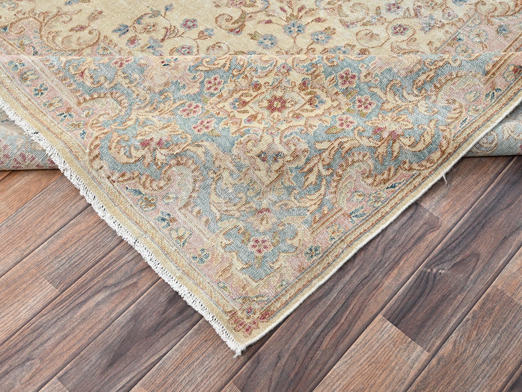 Kerman Vintage hand-knotted wool rug in Ivory & Light Blue, 8'7" x 11'10" — SKU O02539 (view 7)