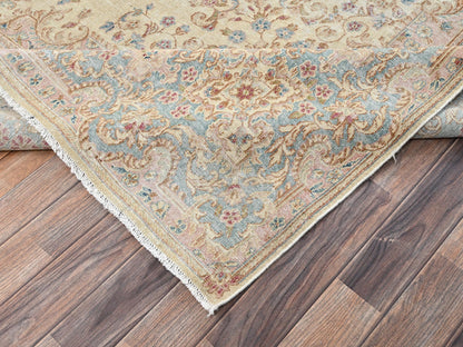 Kerman Vintage hand-knotted wool rug in Ivory & Light Blue, 8'7" x 11'10" — SKU O02539 (view 7)