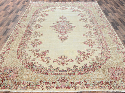 Kerman Vintage hand-knotted wool rug in Ivory & Light Green, 8'5" x 14'5" — SKU O02548 (view 2)