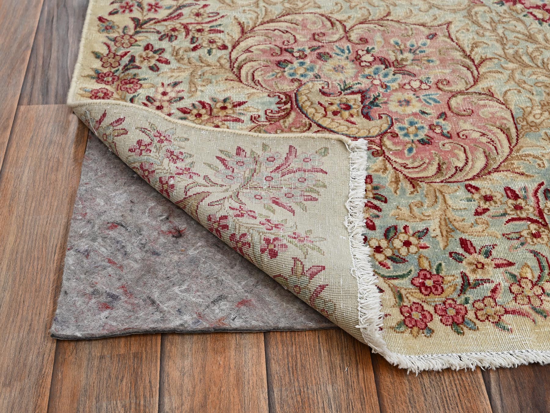 Kerman Vintage hand-knotted wool rug in Ivory & Light Green, 8'5" x 14'5" — SKU O02548 (view 5)