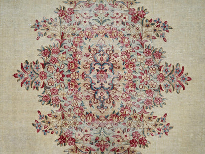 Kerman Vintage hand-knotted wool rug in Ivory & Light Green, 8'5" x 14'5" — SKU O02548 (view 9)