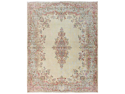 Kerman Vintage hand-knotted wool rug in Ivory & Light Green, 7'10" x 10' — SKU O02550