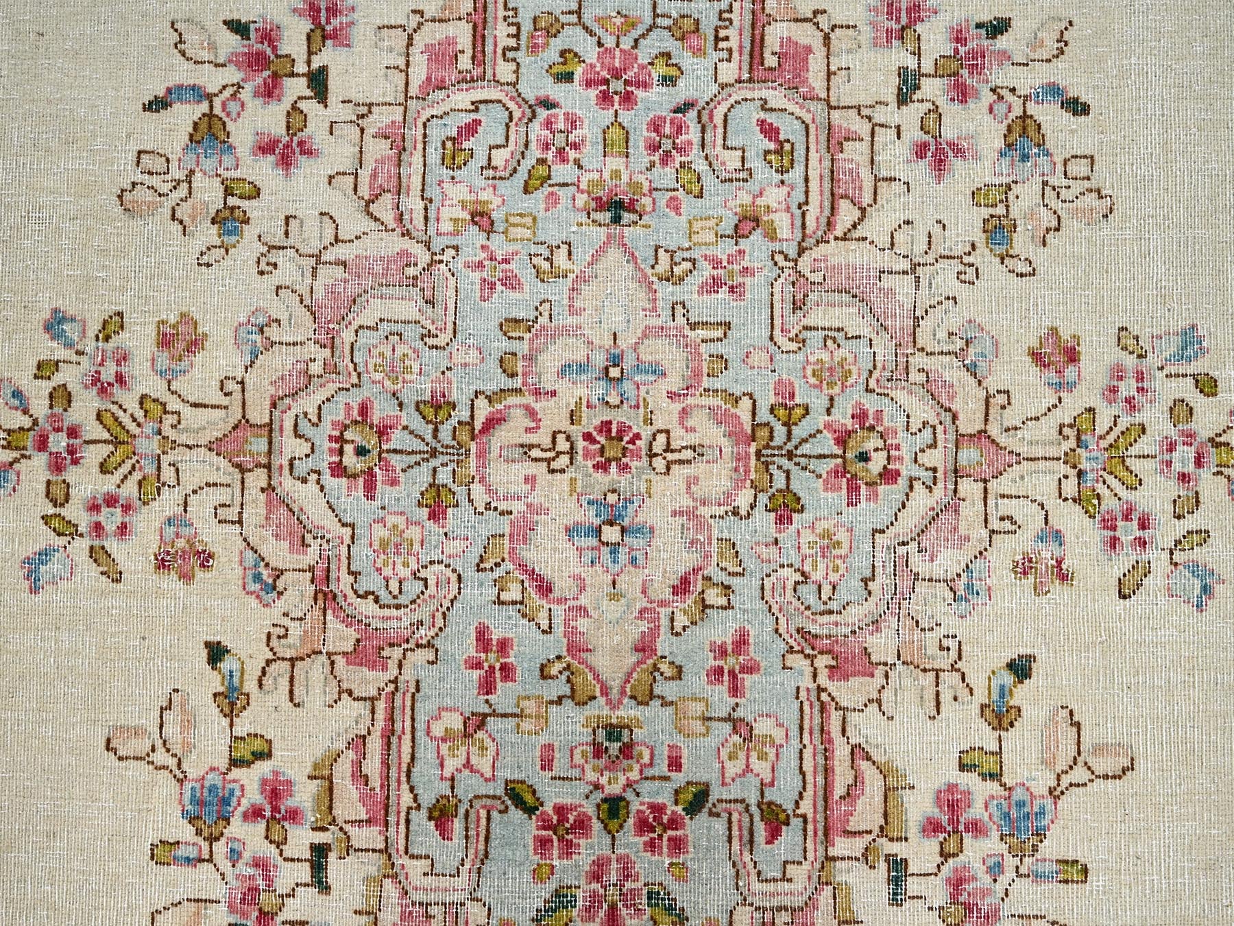 Kerman Vintage hand-knotted wool rug in Ivory & Light Green, 7'10" x 10' — SKU O02550 (view 9)