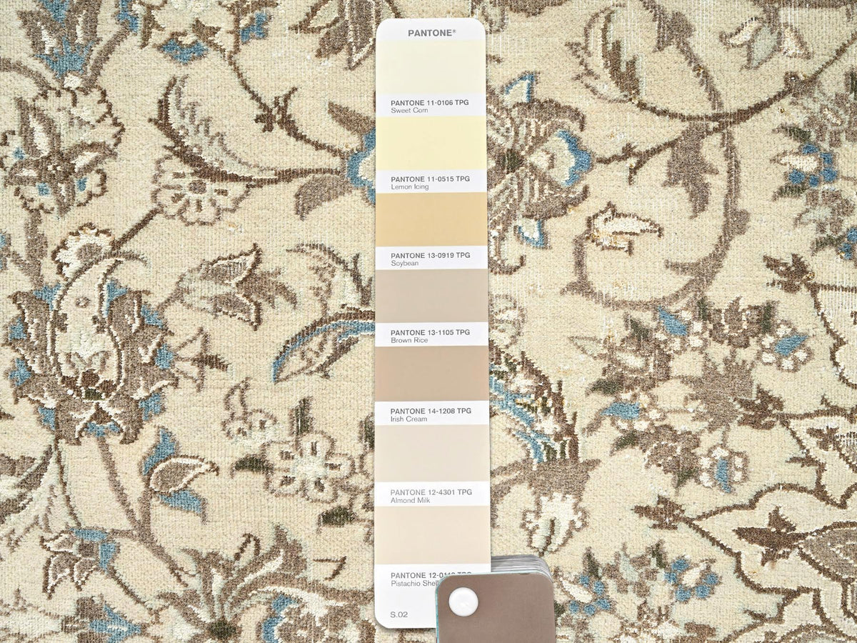 Nain Vintage hand-knotted wool/silk rug in Ivory, 9'7" x 13'3" — SKU O02556 (view 8)