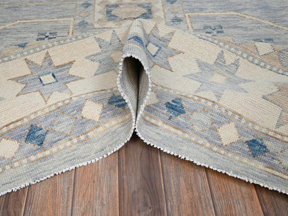 Oushak hand-knotted wool rug in Gray & Ivory, 11'8" x 14'11" — SKU O02562 (view 6)