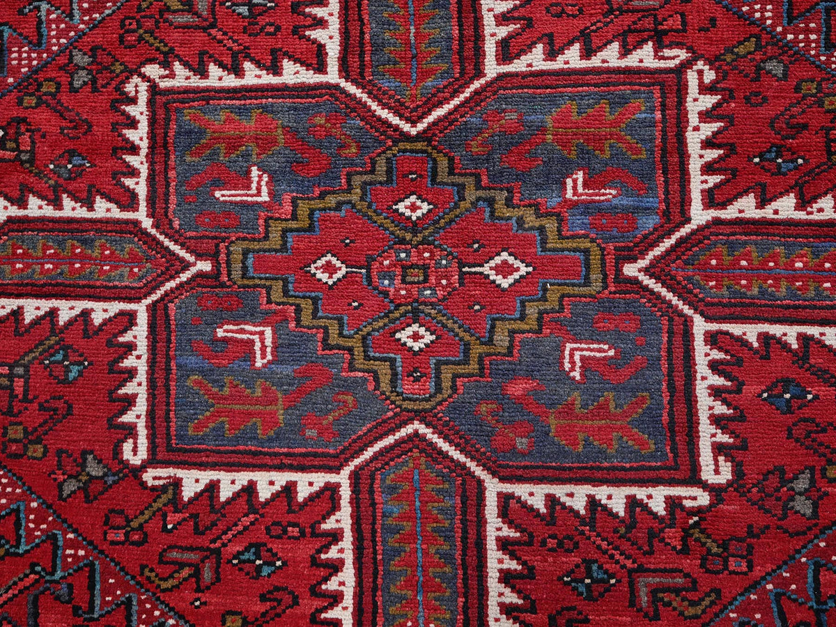 Heriz Heriz hand-knotted wool rug in Red & Chocolate Brown, 9'7" x 12'2" — SKU O0256 (view 8)