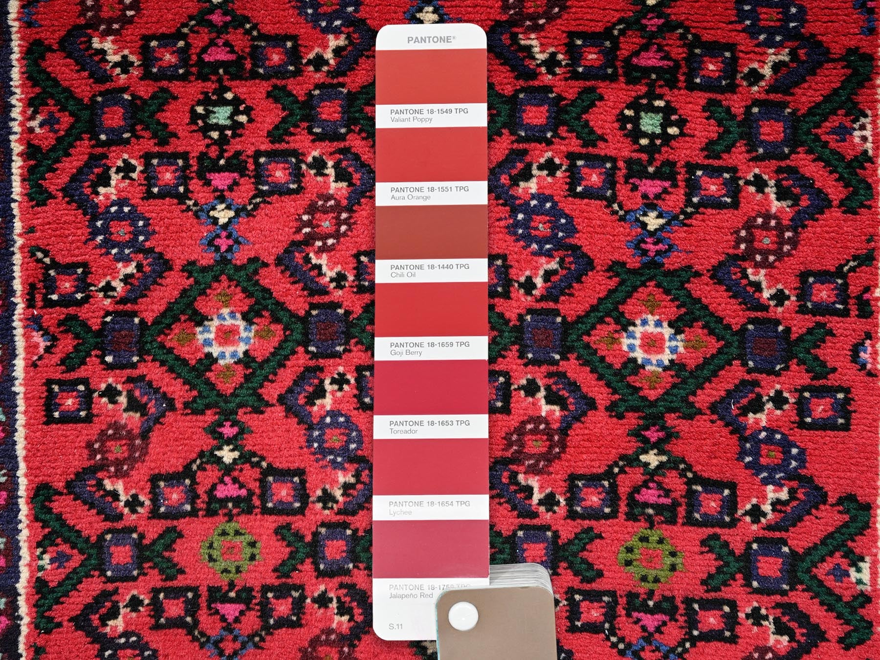 Tribal & Geometric hand-knotted wool runner in Red & Ivory, 2'3" x 6'3" — SKU O02597 (view 4)