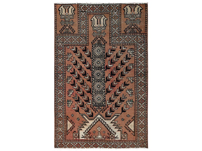 Baluch Vintage hand-knotted wool rug in Pink & Ivory, 3'9" x 5'9" — SKU O02627