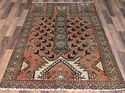 Baluch Vintage hand-knotted wool rug in Pink & Ivory, 3'9" x 5'9" — SKU O02627 (view 2)